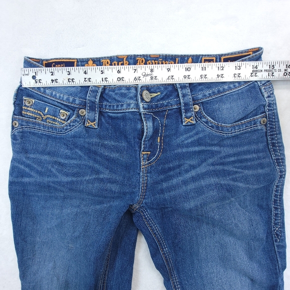 Rock Revival Jessica Capri Womens 28 (28x21) Embroidered Denim - Picture 8 of 10